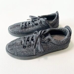 Allbirds Women's Dark Gray Wool Running Shoes Sneakers 7.1 KG CO2E Size 10
